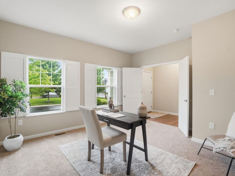 4332 Ahwick Green, Unit 42, Hilliard, OH 43026 Photo 5