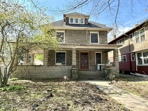 401 Victoria Place, Toledo, OH 43610