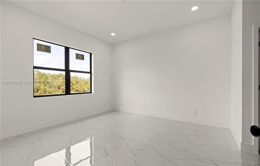 346 Ranchito Ave, Lehigh Acres, FL 33974 Photo