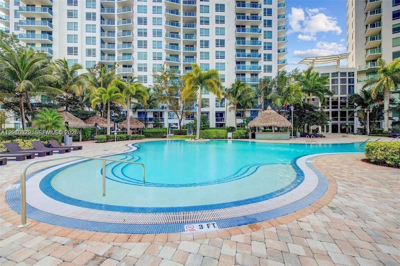 2641 N Flamingo Rd , Unit 2702N, Sunrise, FL 33323 Photo