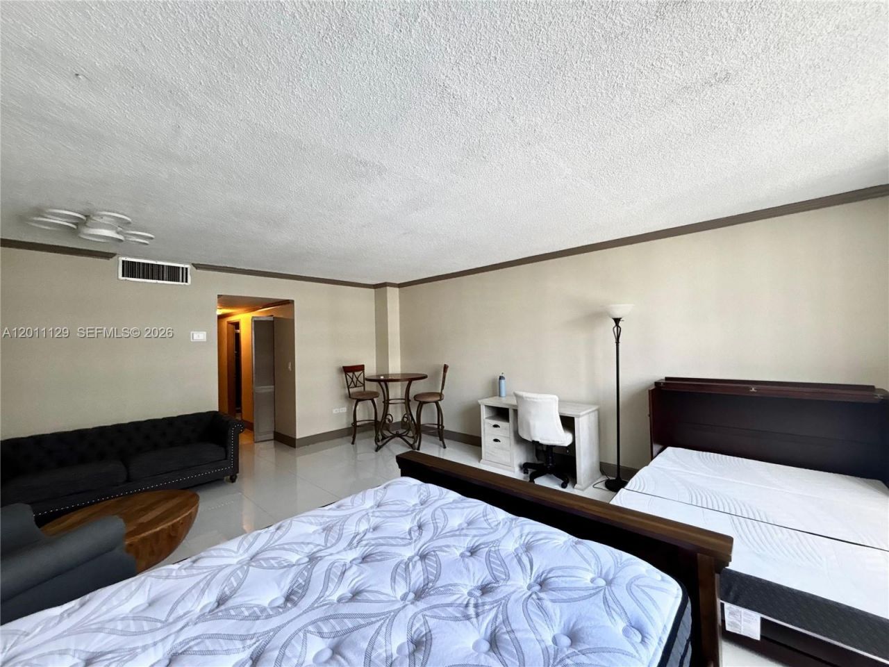 999 Brickell Bay Dr, Unit 1506, Miami, FL 33131 Photo