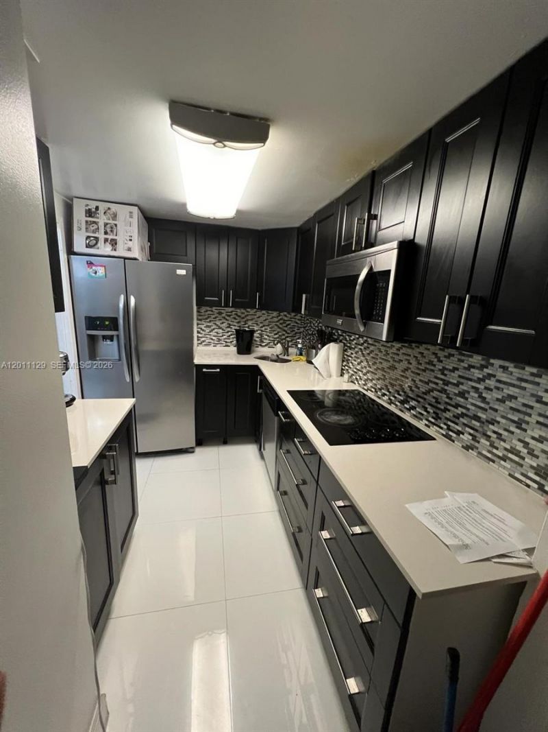 999 Brickell Bay Dr, Unit 1506, Miami, FL 33131 Photo