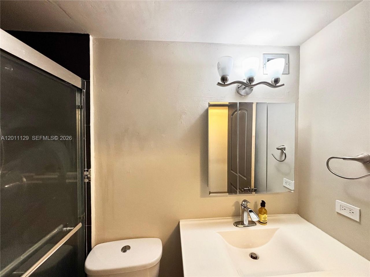999 Brickell Bay Dr, Unit 1506, Miami, FL 33131 Photo