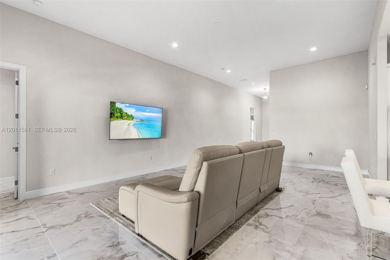 9087 Kite Ln , Naples, FL 34114 Photo