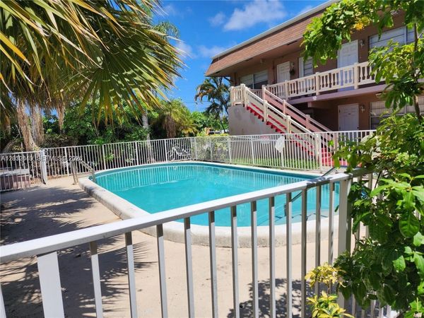 241 SE 9th Ave , Unit 103, Pompano Beach, FL 33060