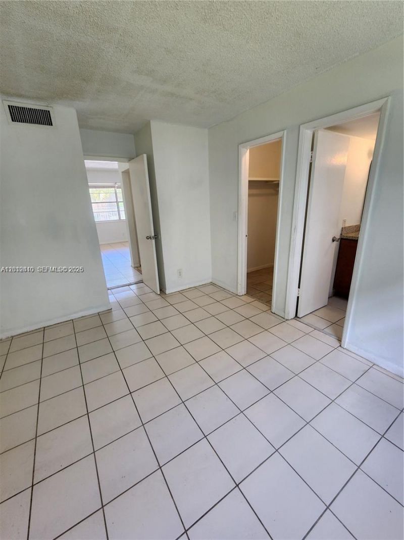 241 SE 9th Ave , Unit 103, Pompano Beach, FL 33060 Photo