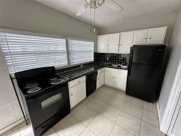 2443 Cleveland St , Unit 2, Hollywood, FL 33020