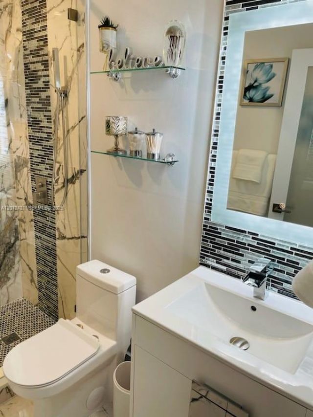 16225 SW 99th Ter, Miami, FL 33196 Photo