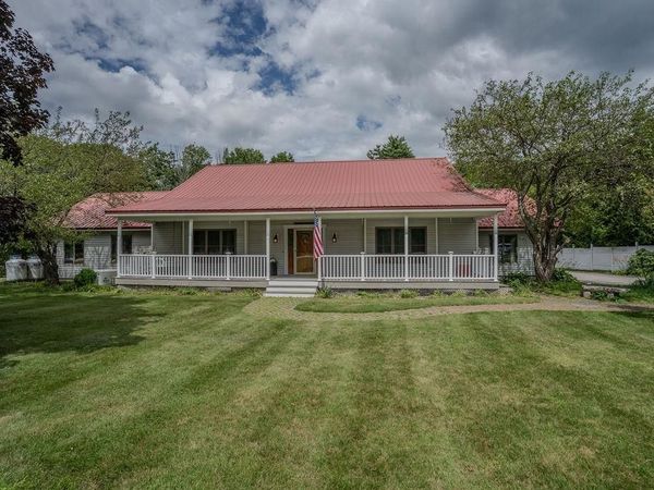 25 Oak Hill Drive, Loudon, NH 03307