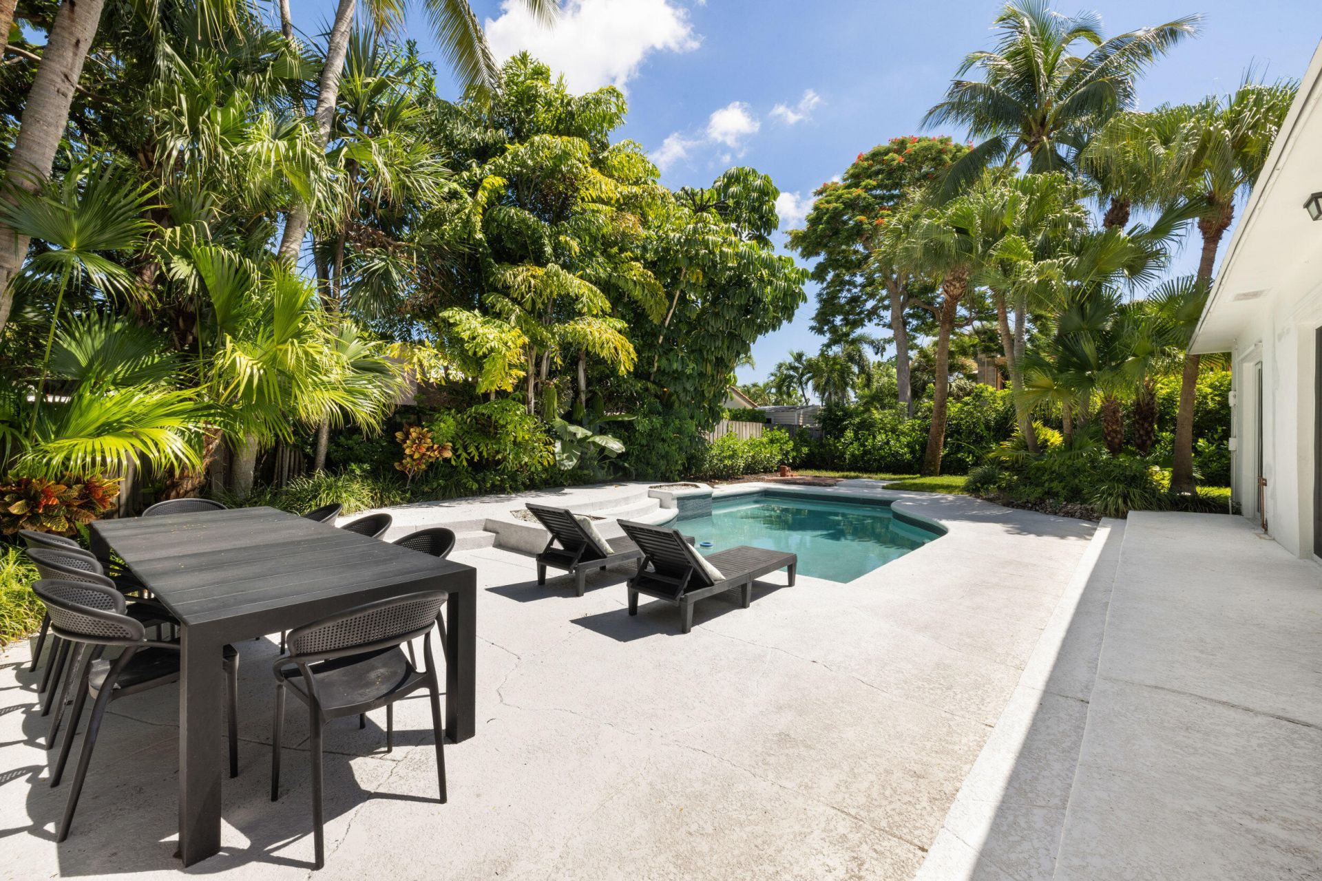 247 Plymouth Road, West Palm Beach, FL 33405 Photo