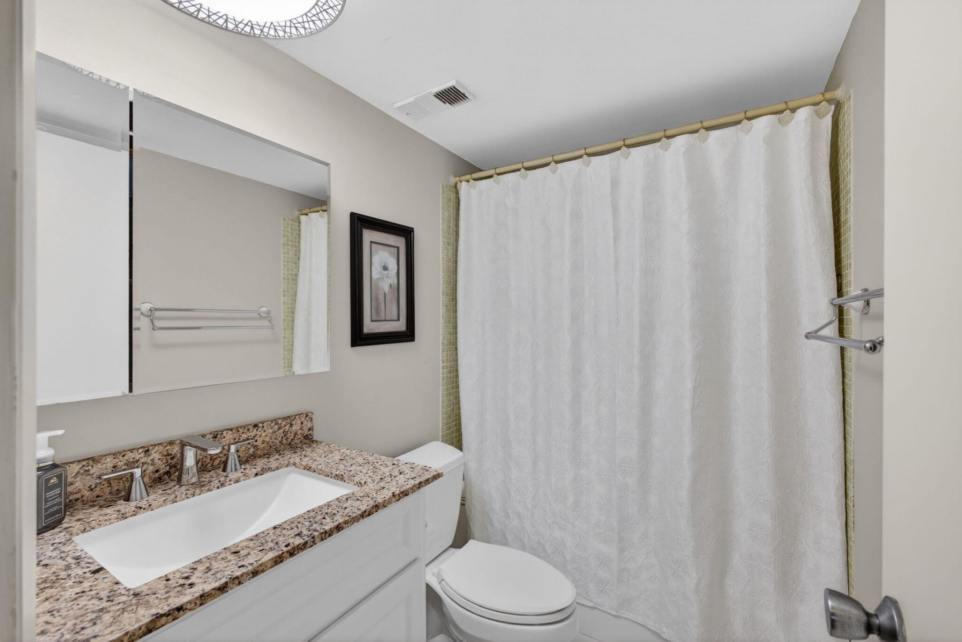 505 Spencer Drive, Unit 211, West Palm Beach, FL 33409 Photo
