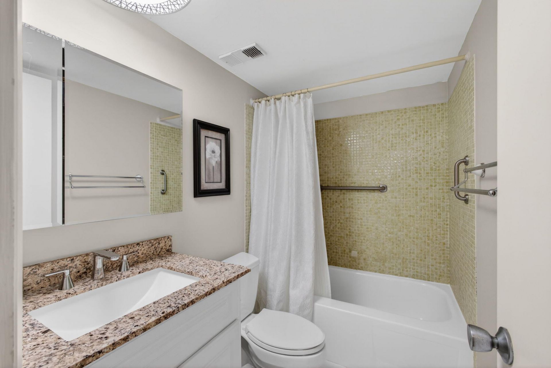 505 Spencer Drive, Unit 211, West Palm Beach, FL 33409 Photo