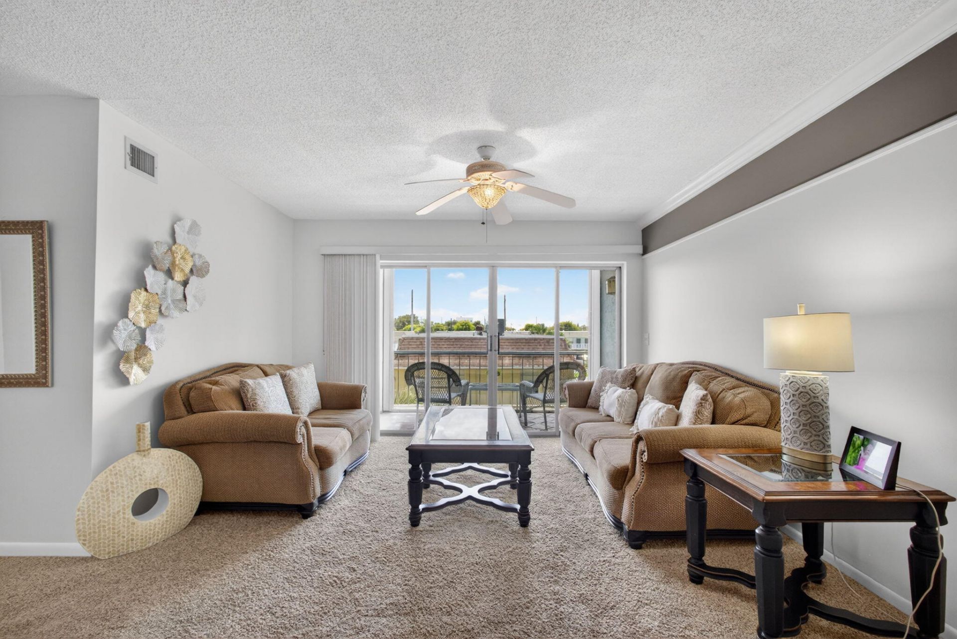 505 Spencer Drive, Unit 211, West Palm Beach, FL 33409 Photo