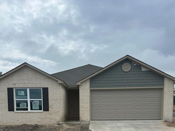 4101 Red Maple Lane, Alexander, AR 72002