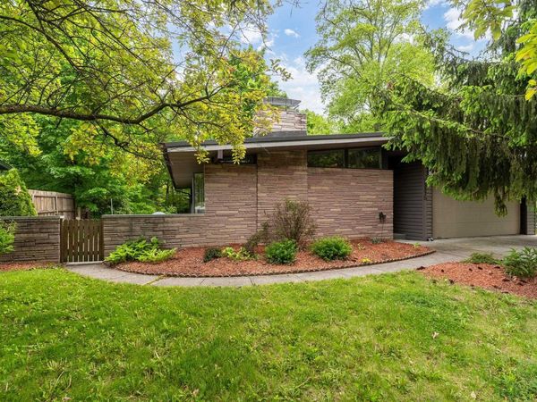 1982 Indian Trail Drive, West Lafayette, IN 47906
