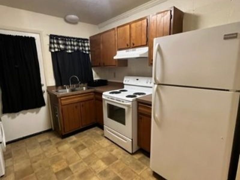 180 Ohio Avenue, Unit 2, Salem, OH 44460 Photo 6