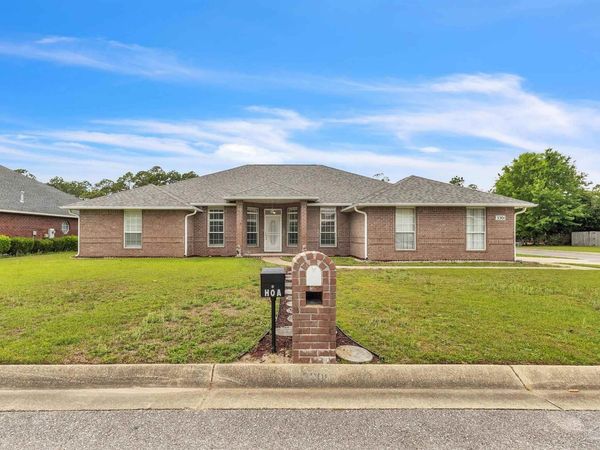 3301 Pitcher Plant Cir, Pensacola, FL 32506