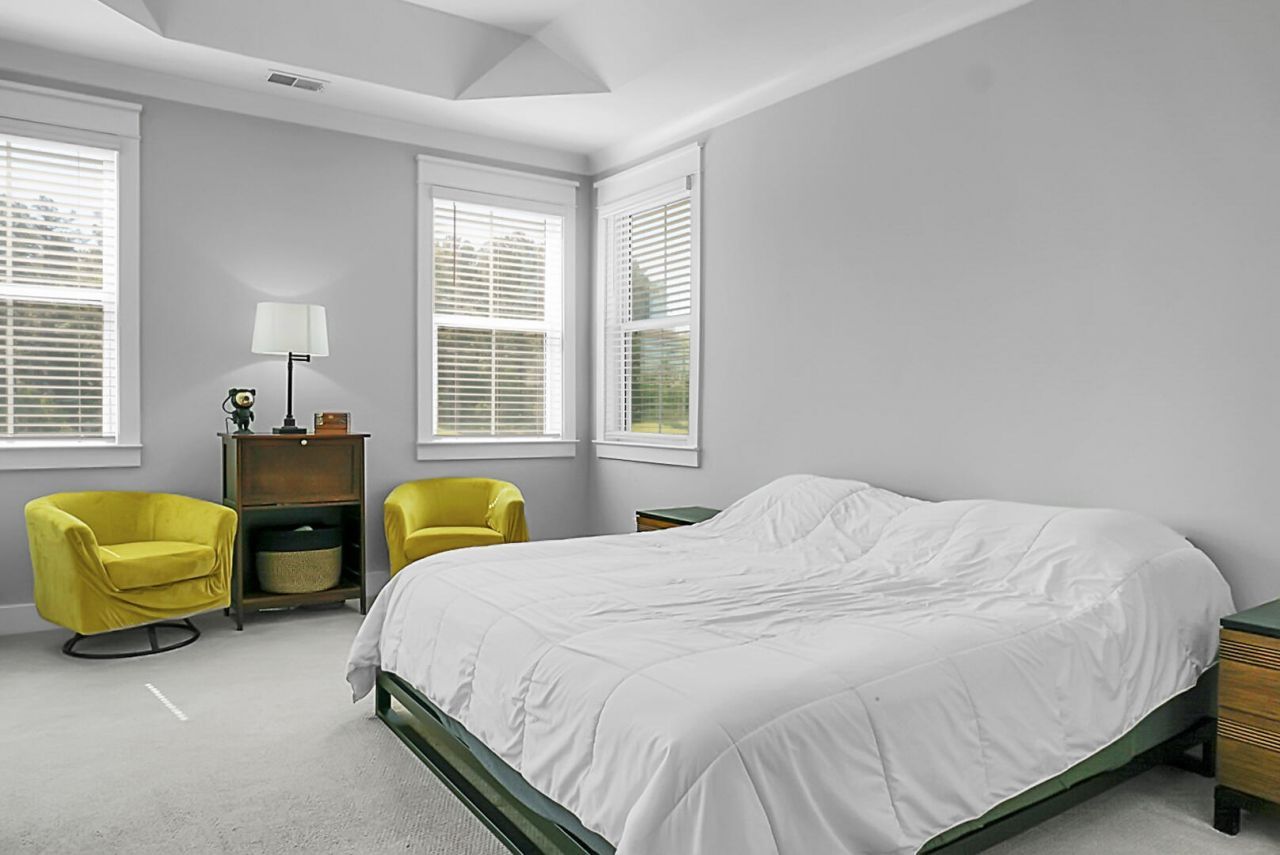 658 Black Pine Photo 31
