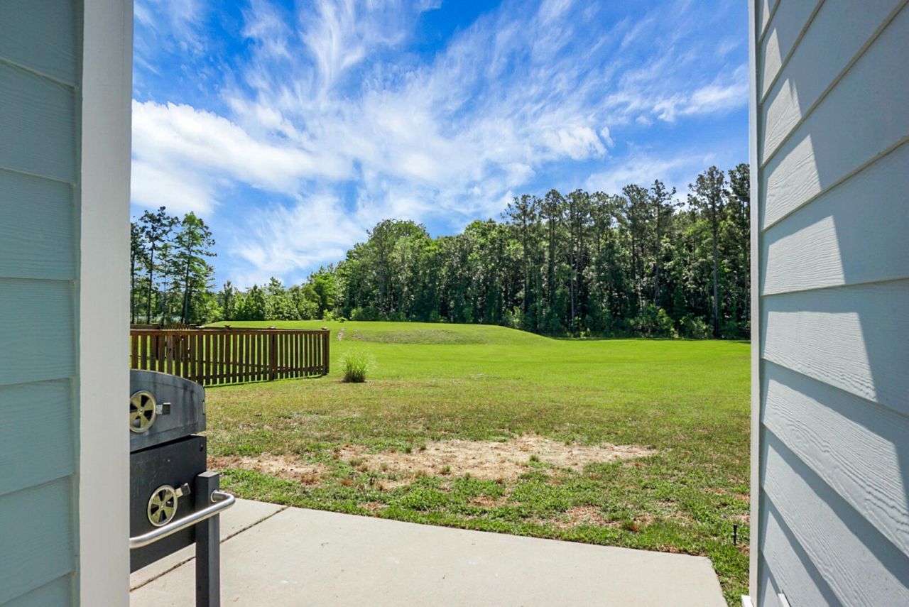 658 Black Pine Photo 49