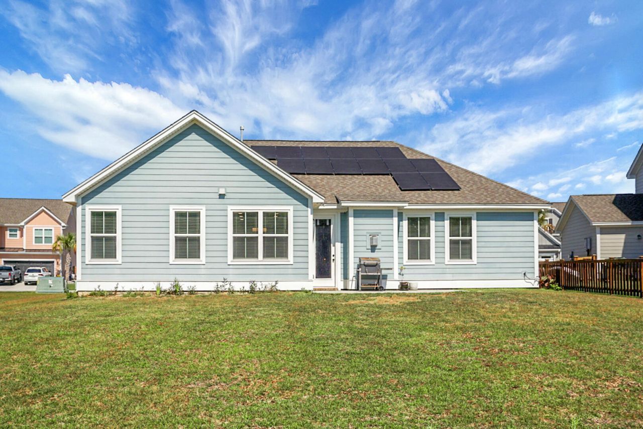 658 Black Pine Photo 54