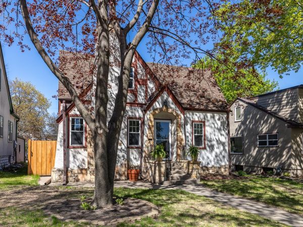 4151 Queen Avenue N, Minneapolis, MN 55412