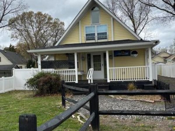 115 NELSON, COLONIAL BEACH, VA 22443