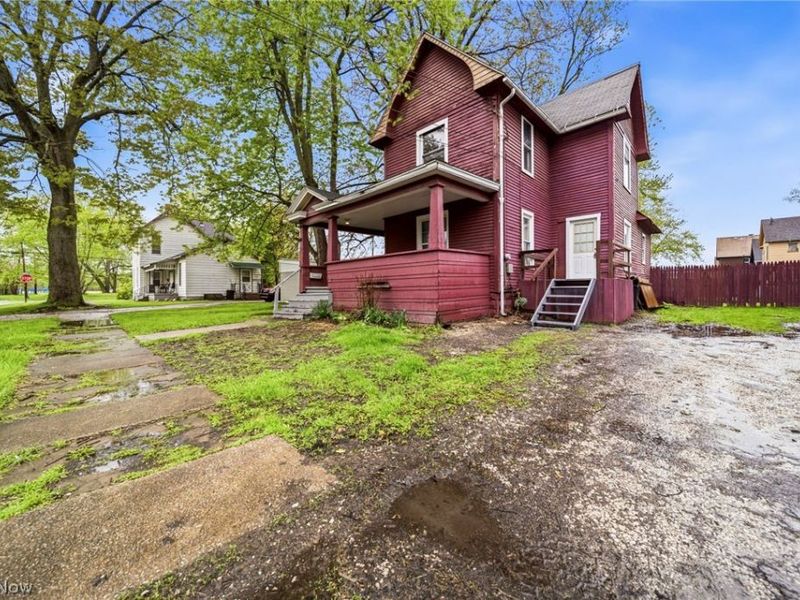 545 W 36th Street, Ashtabula, OH 44004 Photo 4