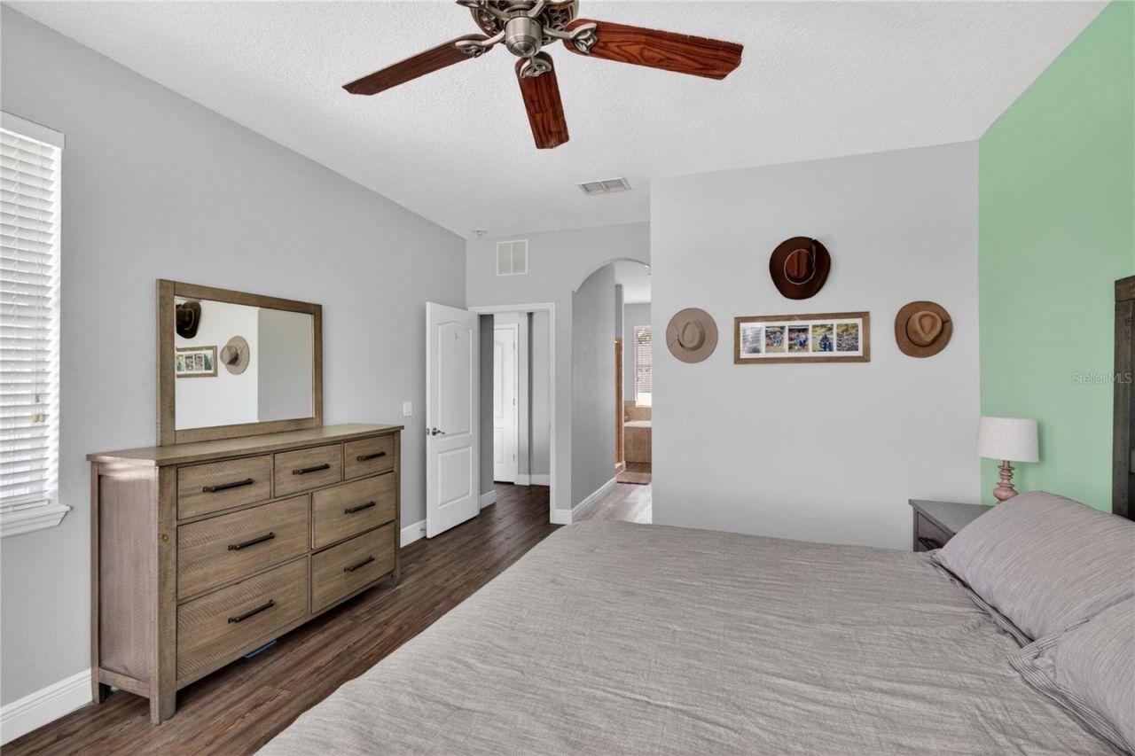 23626 Valderama Lane, Sorrento, FL 32776 Photo