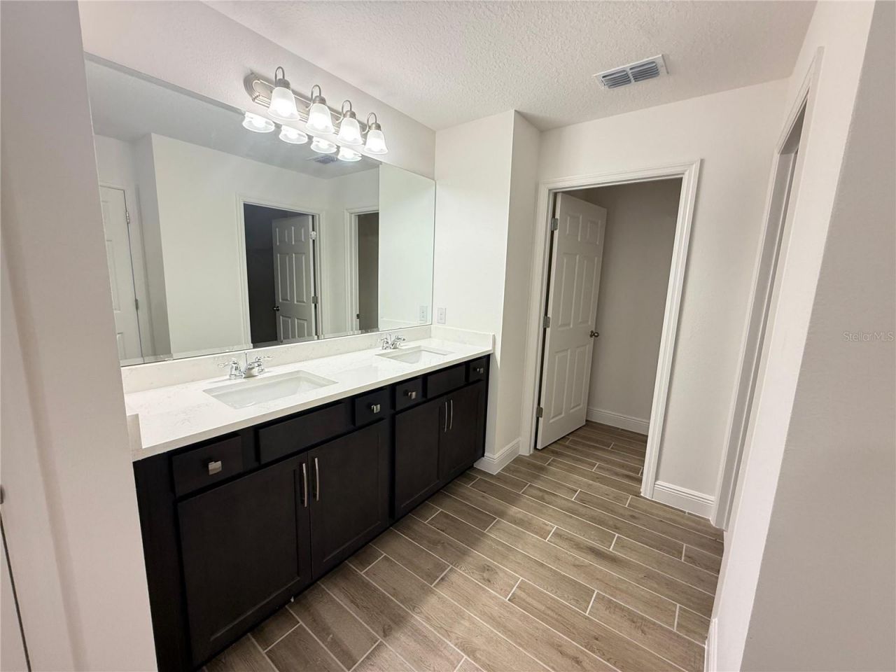 7950 Syracuse Drive , Clermont, FL 34714 Photo