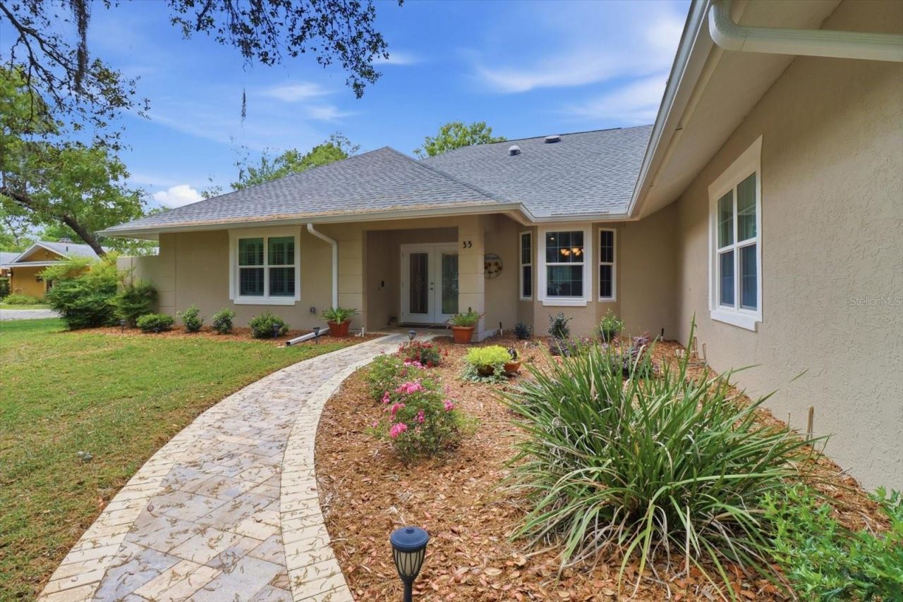35 Douglas Street, Homosassa, FL 34446 Photo