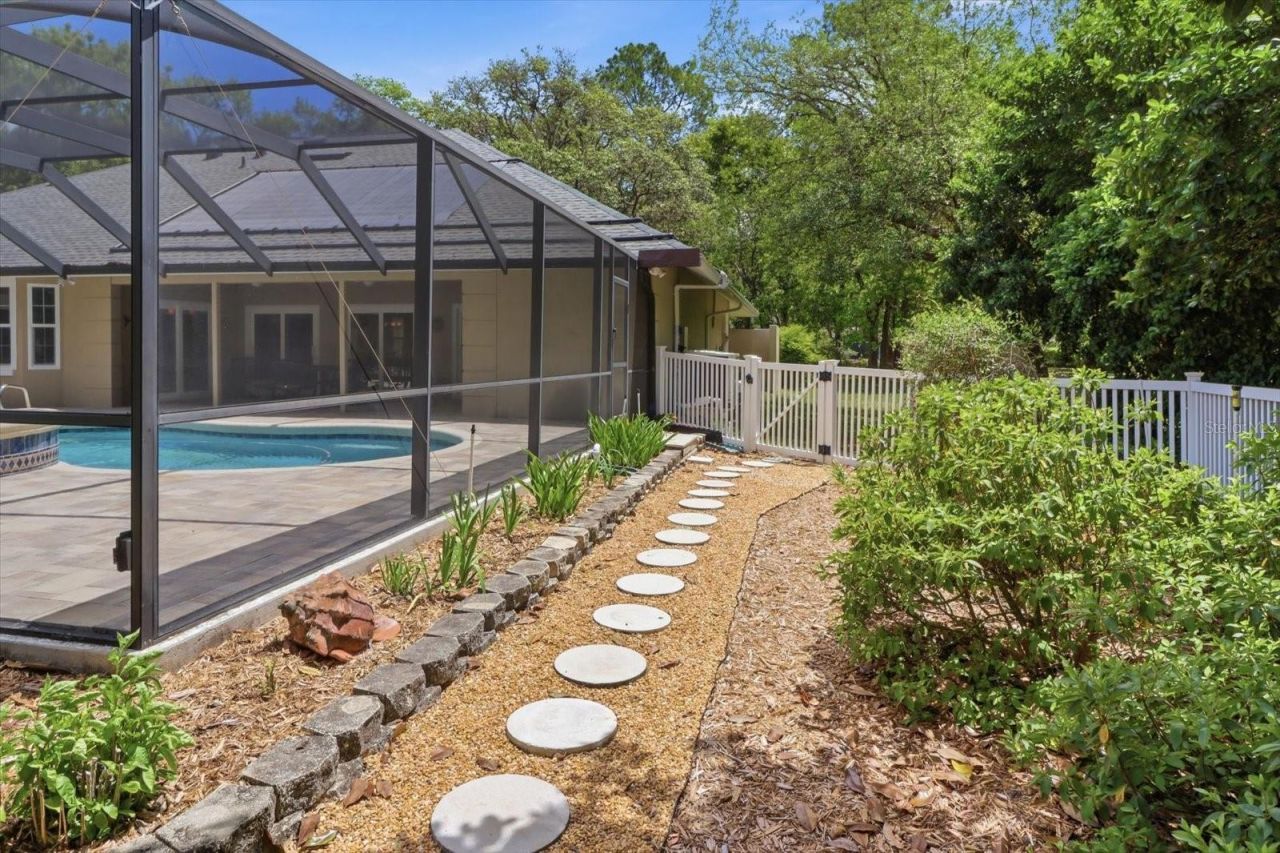 35 Douglas Street, Homosassa, FL 34446 Photo