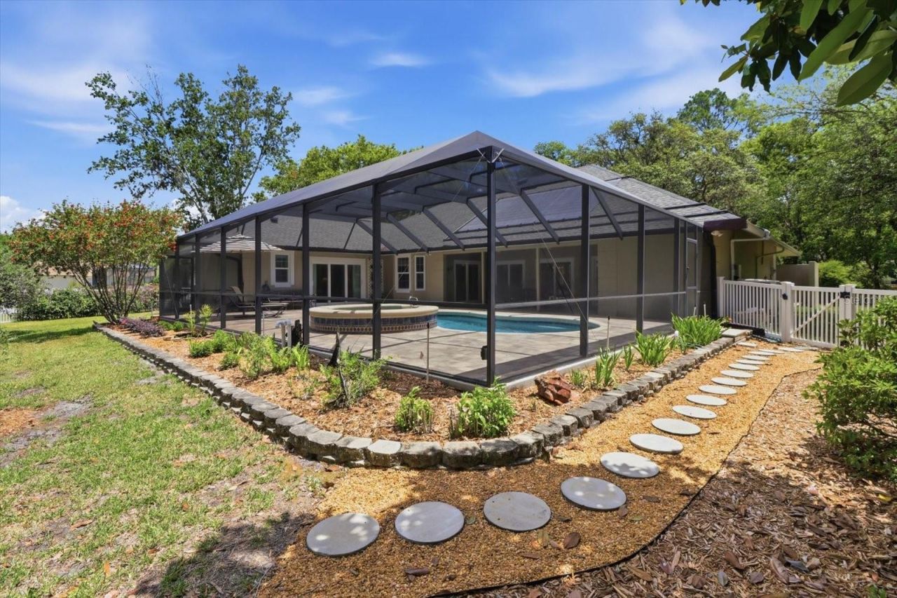 35 Douglas Street, Homosassa, FL 34446 Photo