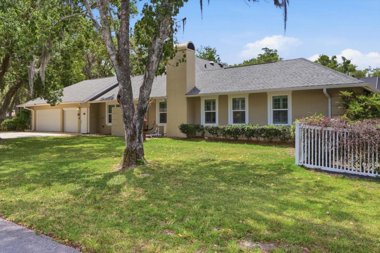 35 Douglas Street, Homosassa, FL 34446 Photo