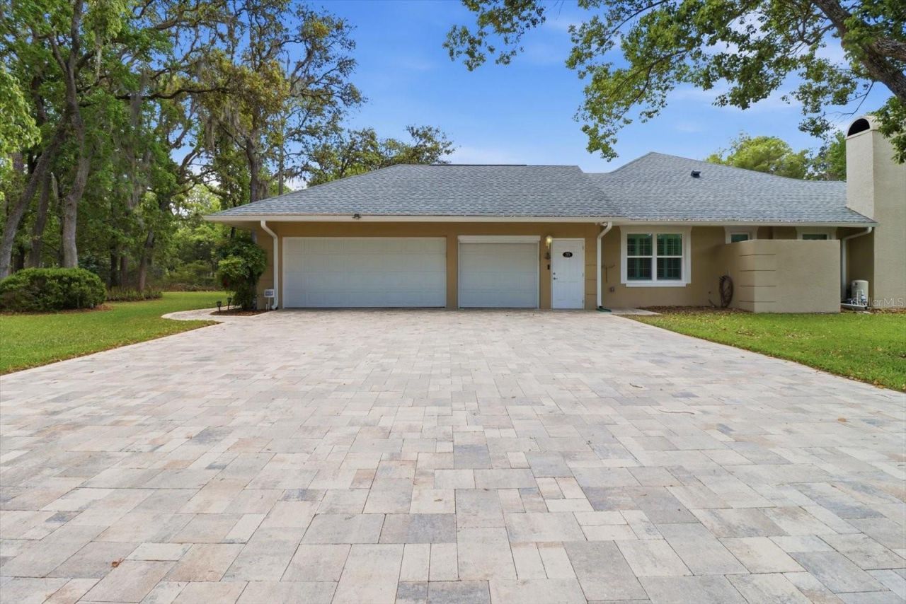 35 Douglas Street, Homosassa, FL 34446 Photo