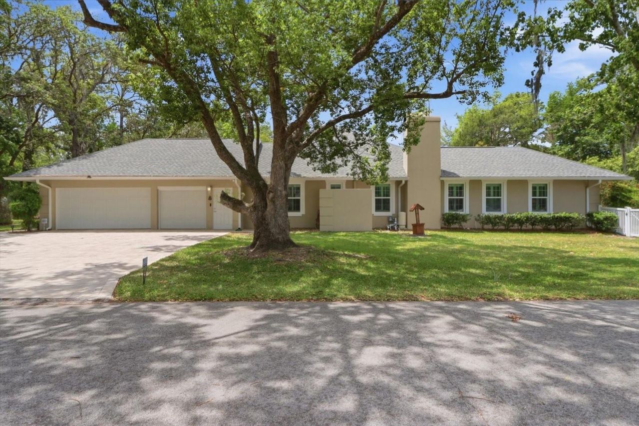35 Douglas Street, Homosassa, FL 34446 Photo