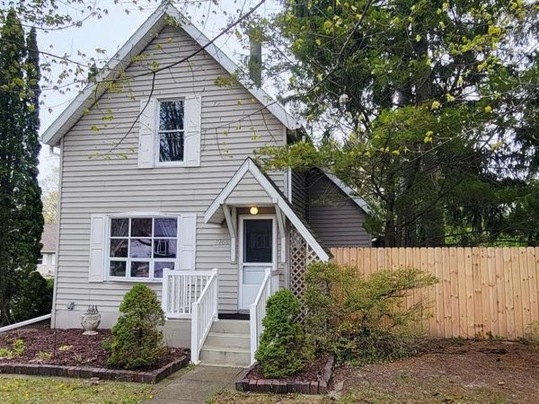 1256 Pine Street, Lapeer, MI 48446