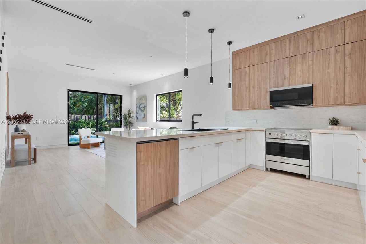 4715 N Miami Ave, Unit 2, Miami, FL 33127 Photo