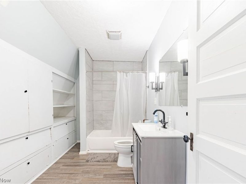 3879 W 36th Street, Cleveland, OH 44109 Photo 13