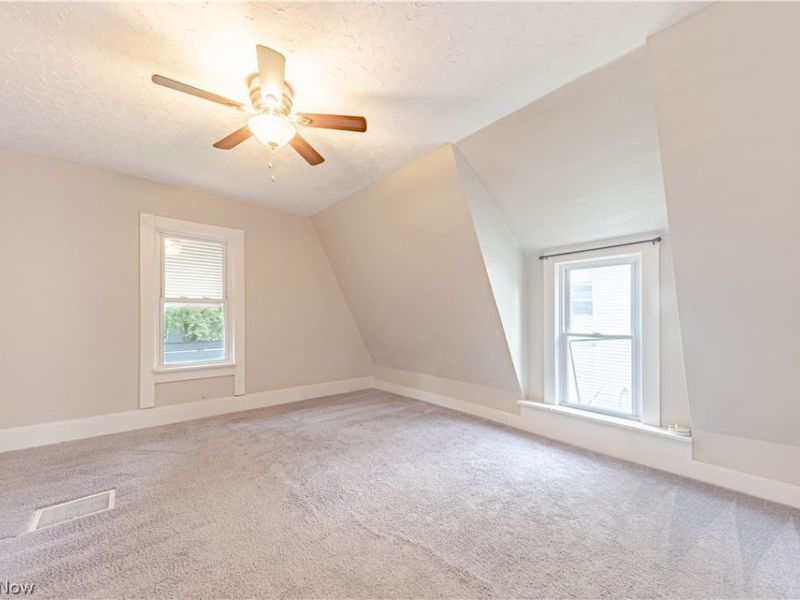3879 W 36th Street, Cleveland, OH 44109 Photo 15