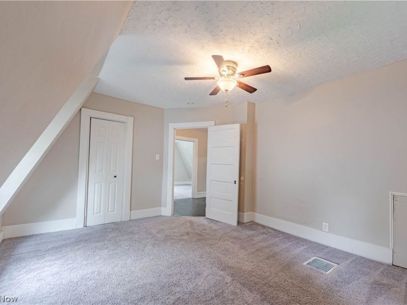 3879 W 36th Street, Cleveland, OH 44109 Photo 17