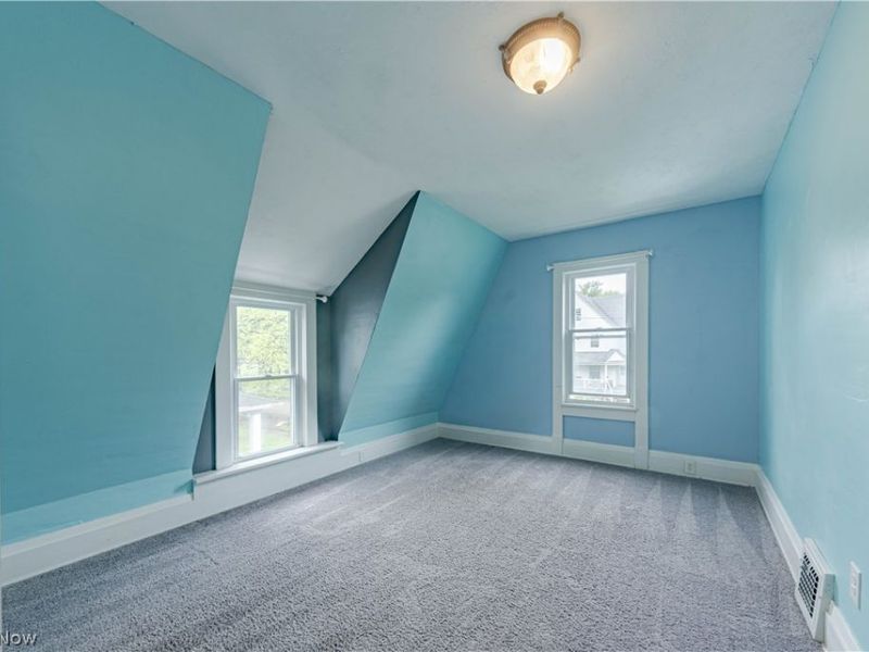 3879 W 36th Street, Cleveland, OH 44109 Photo 18