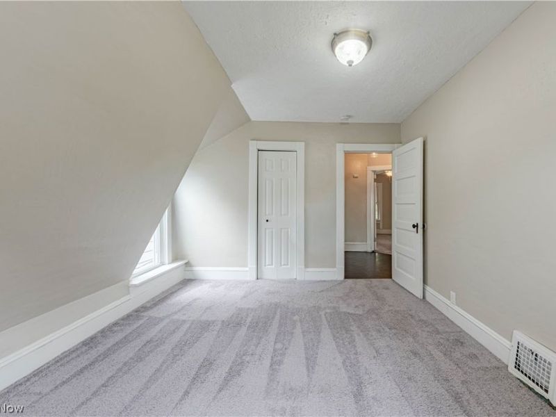 3879 W 36th Street, Cleveland, OH 44109 Photo 23