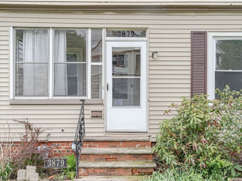 3879 W 36th Street, Cleveland, OH 44109 Photo 3