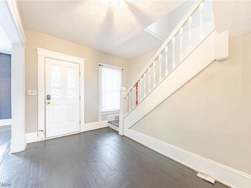 3879 W 36th Street, Cleveland, OH 44109 Photo 4