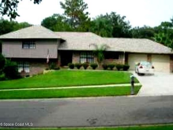 2534 Laurelwood Lane , Valrico, FL 33594