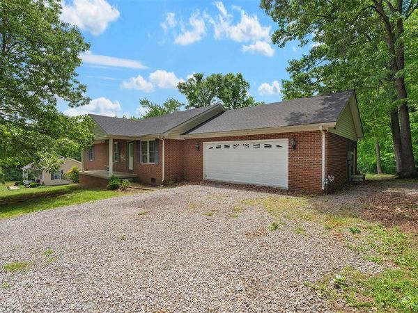 75 Misty Row Lane, Scottsville, KY 42164