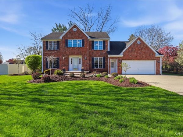 8265 Lisa Lane , East Amherst, NY 14051