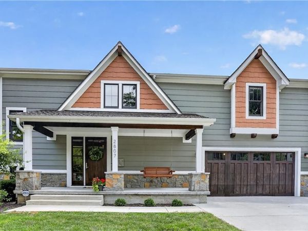 2807 W 50th Terrace, Westwood, KS 66205