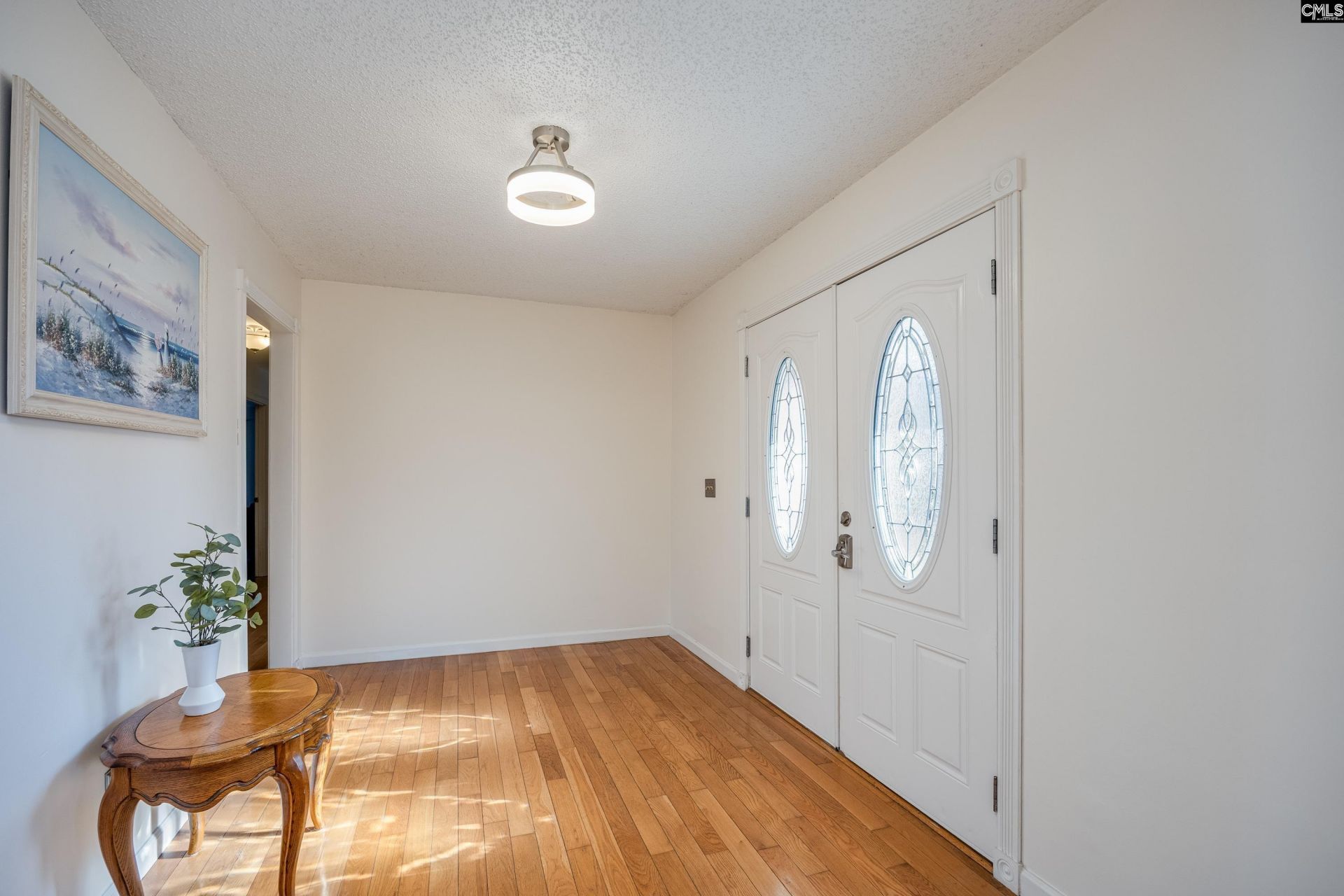 540 Lakeshore Drive  Photo 13