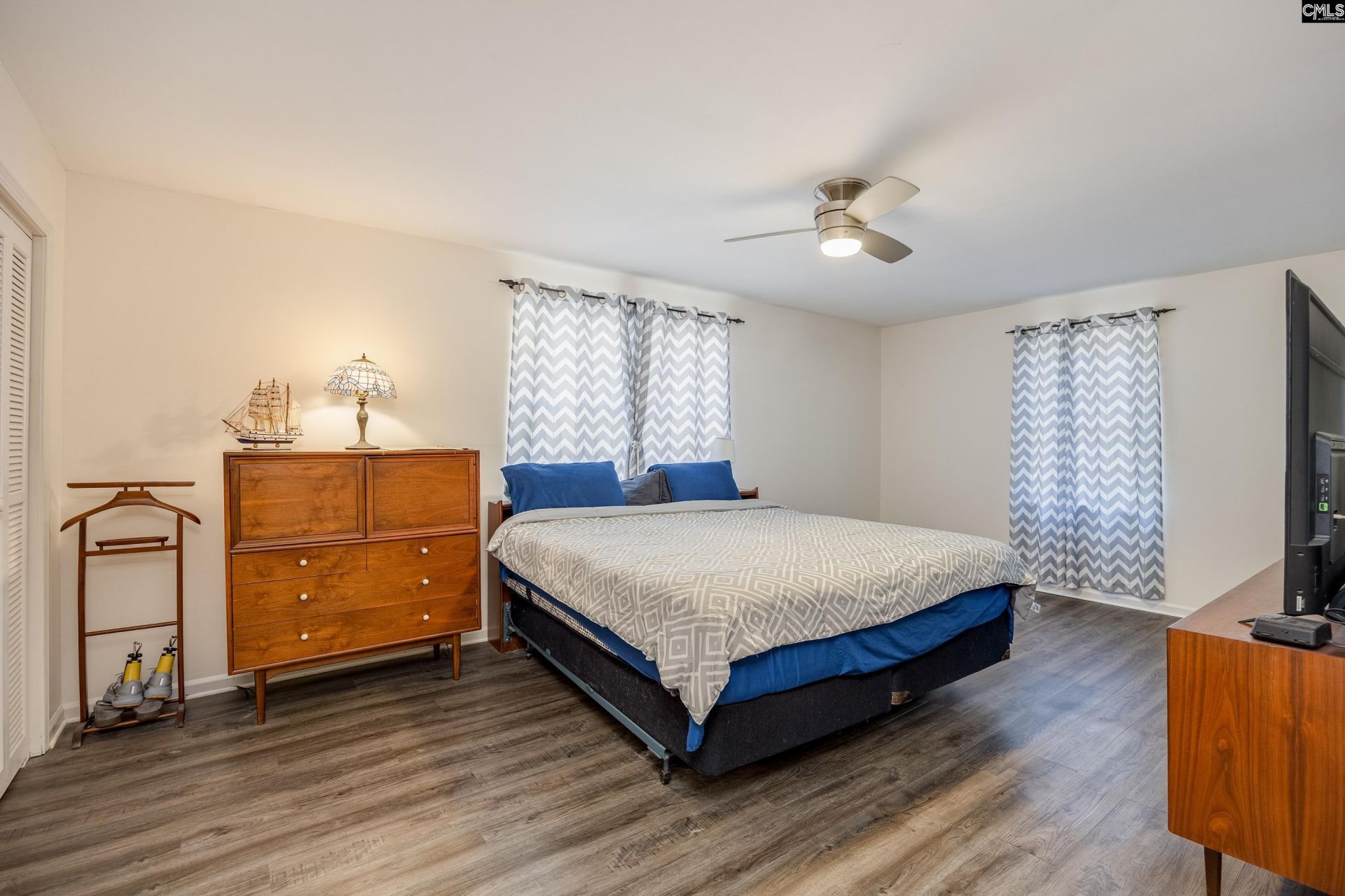 540 Lakeshore Drive  Photo 27